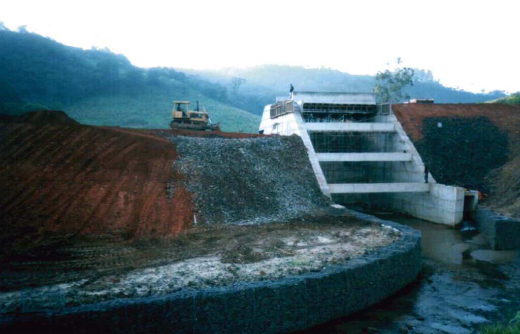 barragem contencao marilia sp